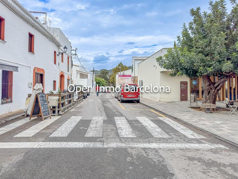 Foto b7a6b72b-f608-44b9-b2fe-53d0971b835e. Maison jumelée avec chauffage parking piscine dans Centre Sant Pere de Ribes