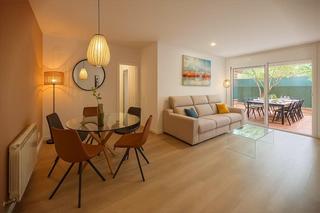 Appartamento in Sant Joan. Bonito bajos en vilanova i la geltru