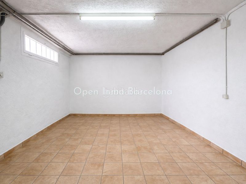 Foto 4bf7f50a-5b1a-4a54-a1be-c276576dc884. Casa amb aparcament a Olèrdola