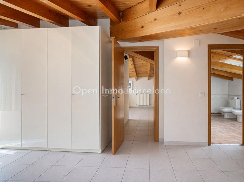 Foto d419cd3d-8d76-4b60-abac-4ede5a896cde. Casa en Olèrdola