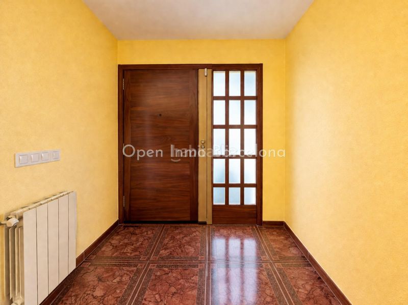 Foto e8ef6946-3fdb-4009-b77c-adb65b33547b. Casa amb aparcament a Olèrdola