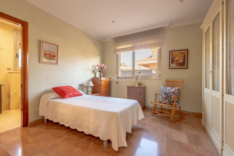 Foto 15a3246a-140a-432b-bf1f-d36336132e46. Casa con riscaldamento parcheggio piscina in Bonavista Vendrell (El)