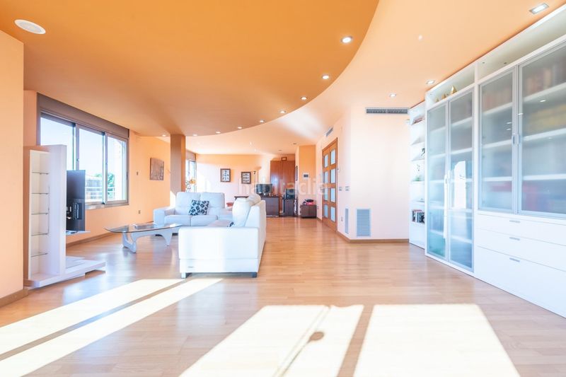 Foto dba2ba3c-c3fc-47c8-aa8a-1f42866cc6c9. Casa con riscaldamento parcheggio piscina in Bonavista Vendrell (El)