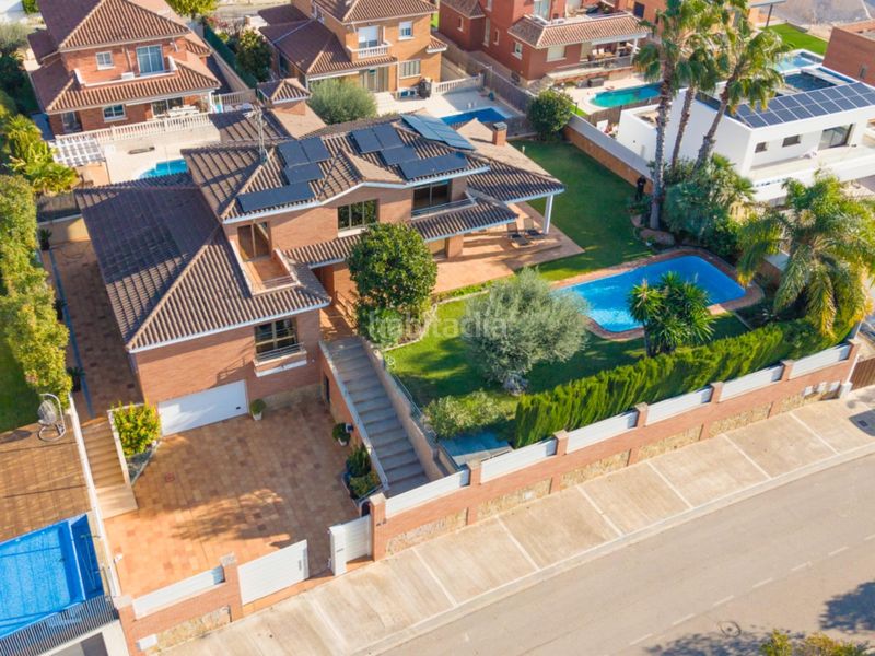 Foto 9e064960-9186-492e-b2a1-2d4e4bb3e553. Haus mit heizung parking pool in Bonavista Vendrell (El)
