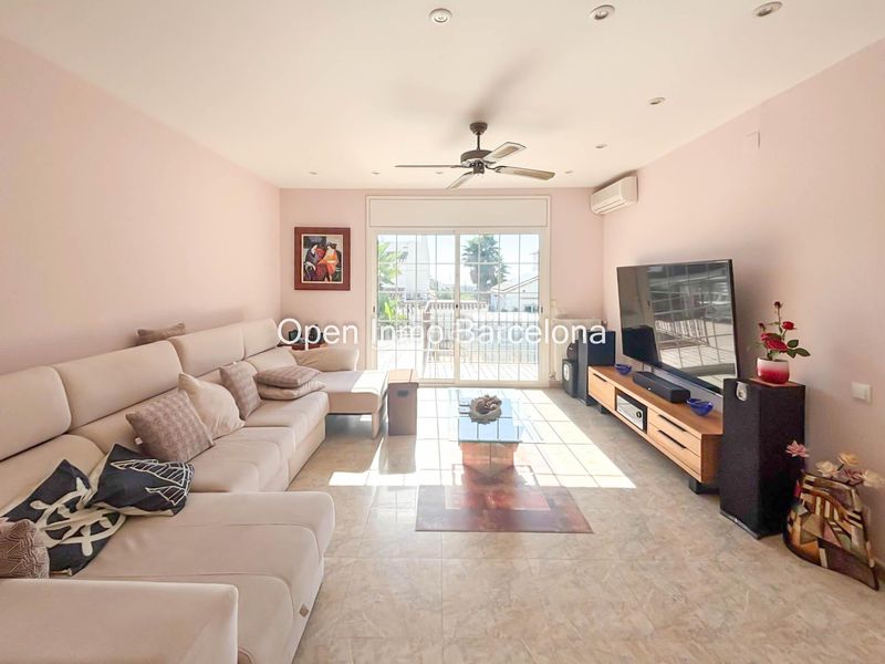 Foto 04077b19-144c-4fc9-a44d-0be89a914e31. Casa con riscaldamento parcheggio in Vallpineda-Santa Bàrbara Sitges