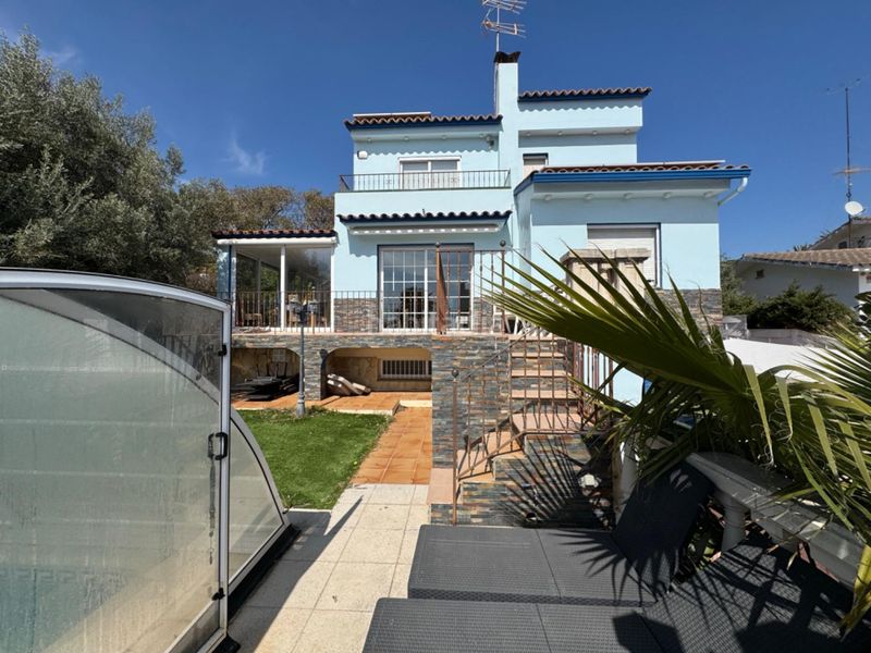 Foto b9367690-17f0-4b89-80a2-66f17d04dd71. Casa con riscaldamento parcheggio in Vallpineda-Santa Bàrbara Sitges