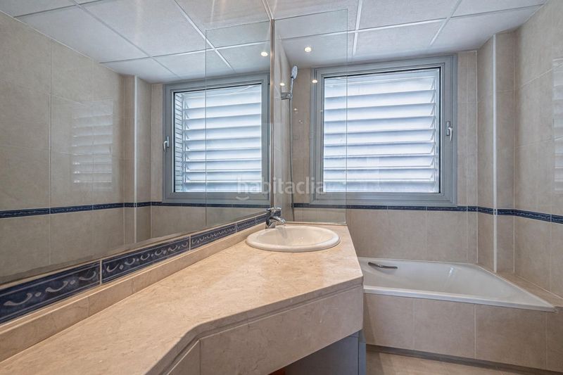 Foto c86ec21c-45bc-41f9-a38f-07978566b833. Piso atico duplex , urbanización casas del mar en Sant Pere de Ribes