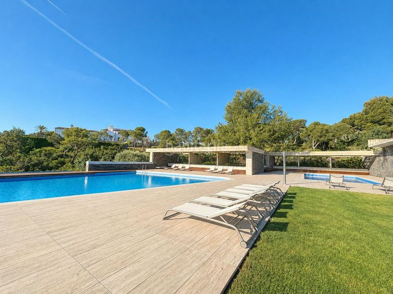 Foto cde818c0-10fe-4c7c-a499-fe6eac43a0a0. Piso atico duplex , urbanización casas del mar en Sant Pere de Ribes