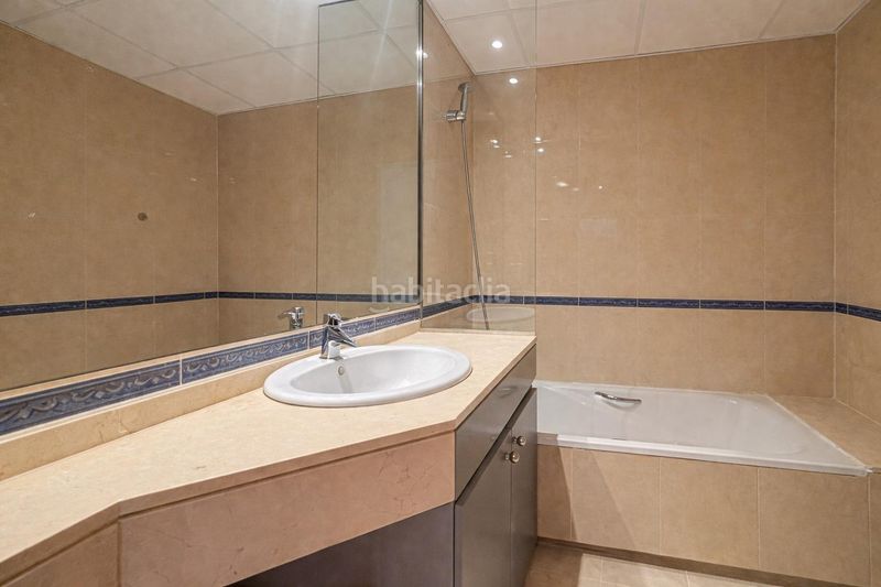 Foto d7f45a5f-c9e3-4dd7-9635-d7970caae2a8. Piso atico duplex , urbanización casas del mar en Sant Pere de Ribes