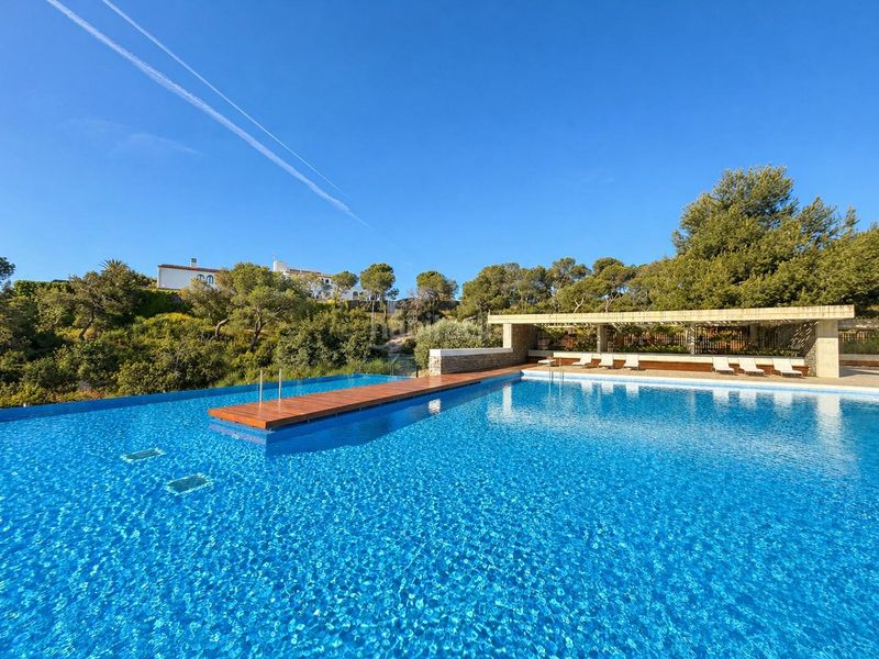 Foto e5124d3a-74fe-4986-b38b-b84f571eac20. Piso atico duplex , urbanización casas del mar en Sant Pere de Ribes