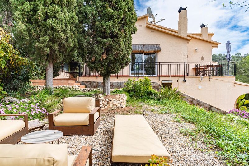 Foto b2eeccca-6db5-4dce-ad70-7afb25eda2fe. Casa amb piscina a Can Lloses - Can Marcer Sant Pere de Ribes