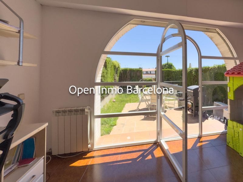 Foto 550b55d7-d907-41f0-a1e6-b94840c42f13. Casa amb aparcament a Centre Sant Pere de Ribes