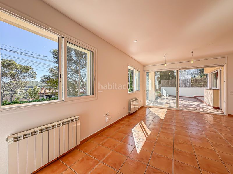 Foto 52c49bb9-d505-44af-bbdb-bb62585e395c. Casa en Canyelles