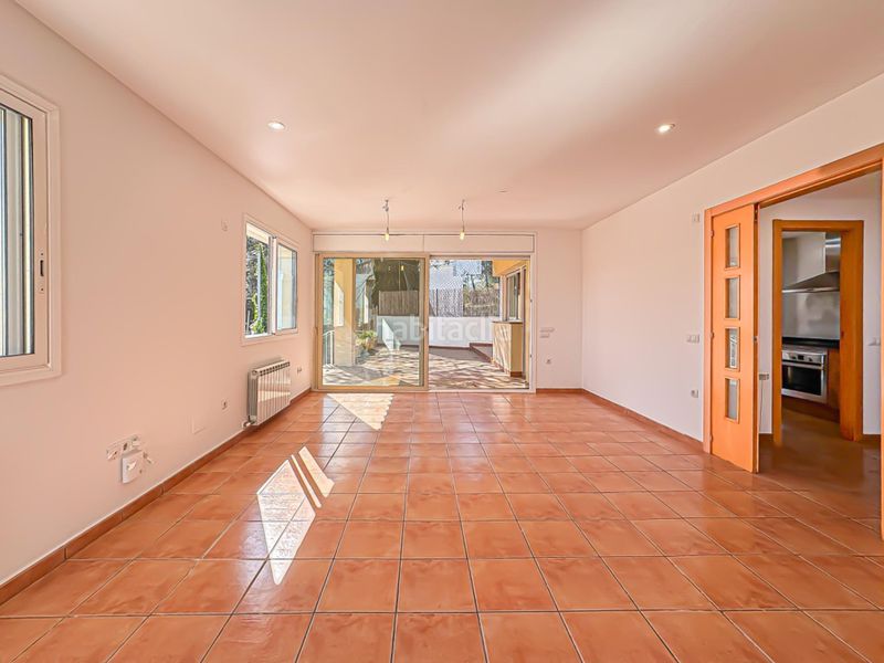 Foto 99258865-a0a3-4cf5-8698-626617172be0. Casa en Canyelles