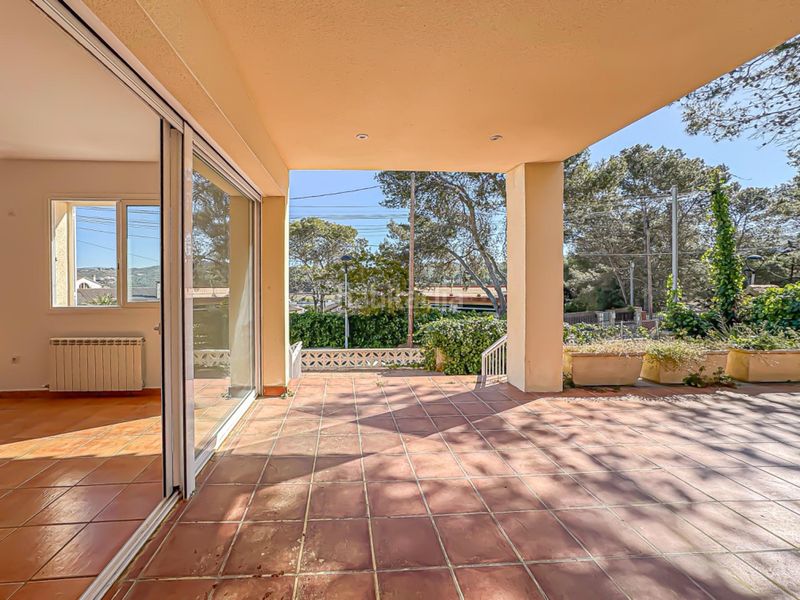 Foto e3f905df-1cea-4c0e-a7df-64d248f18e8a. Casa en Canyelles