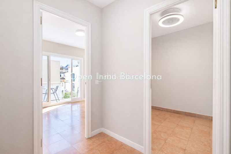 Foto 7996b305-5b96-48d9-99c1-022c4e3683ce. Piso duplex con licencia turística en Centre Sitges