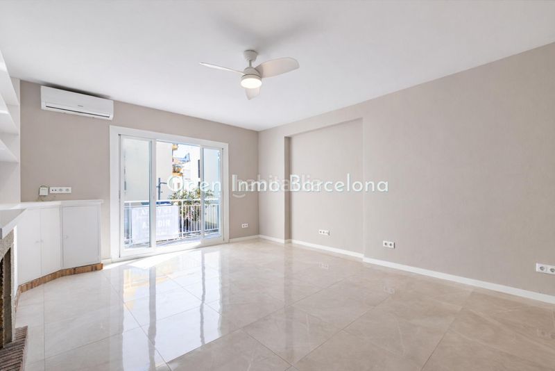 Foto fd0912b5-c83b-49d7-9aa3-13f9a505e190. Piso duplex con licencia turística en Centre Sitges