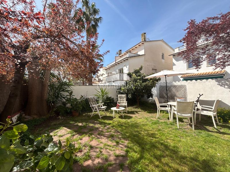 Foto e3be6246-d53c-4900-a833-5ce5d55605f9. Pis amb aparcament a Centre Sant Pere de Ribes