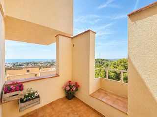 Etagenwohnung in Vallpineda - Rocamar. Apartamento en vallpineda con vistas al mar
