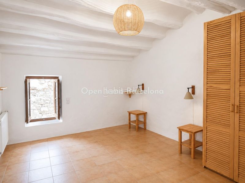 Foto 4044c6ab-ff18-4732-ba51-3f67c50c4960. Casa amb calefacció aparcament a Torre de Claramunt (La)