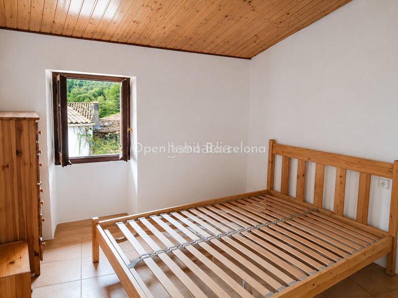 Foto 9b8ddeea-e324-483a-80b6-f6ce71ddbc91. Casa amb calefacció aparcament a Torre de Claramunt (La)