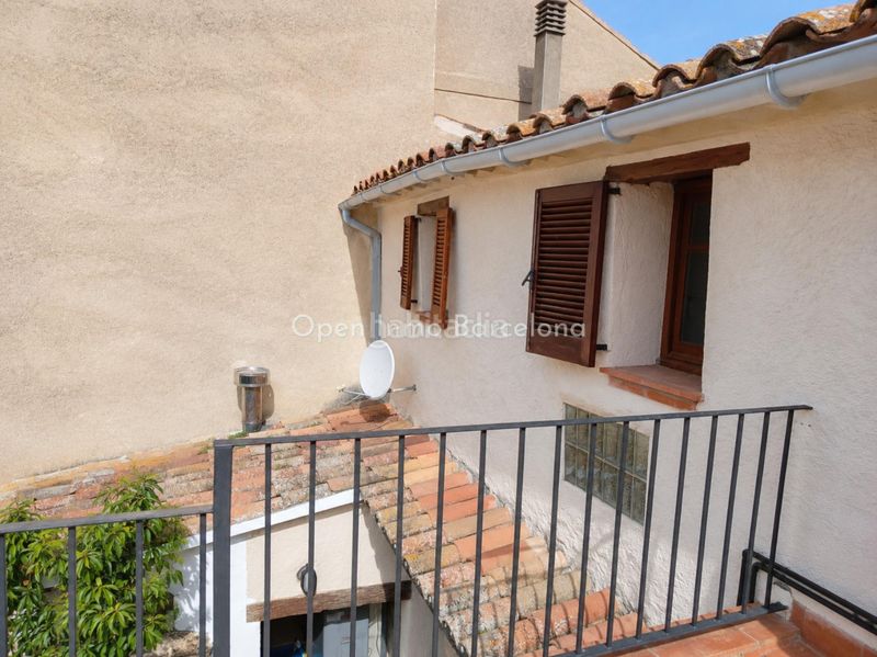 Foto aa522606-46b2-410d-93fa-e9da09684ce8. Casa amb calefacció aparcament a Torre de Claramunt (La)
