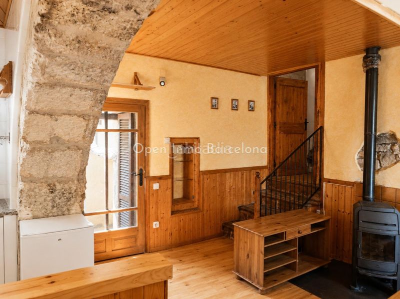 Foto d4013f8c-a955-49c2-ab9d-8c0929993767. Casa amb calefacció aparcament a Torre de Claramunt (La)