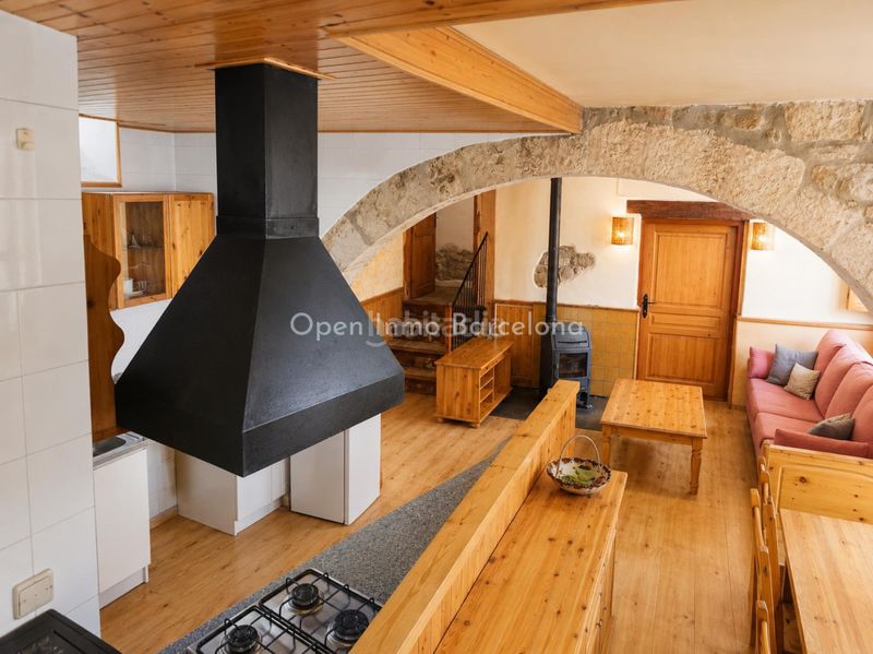 Foto d40af701-9170-4de4-b322-55604998568a. Casa amb calefacció aparcament a Torre de Claramunt (La)