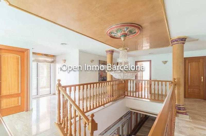 Foto 40cb275a-543c-48d7-b9e9-f7b7a7879c20. Casa amb calefacció aparcament piscina a Lluminetes Castelldefels