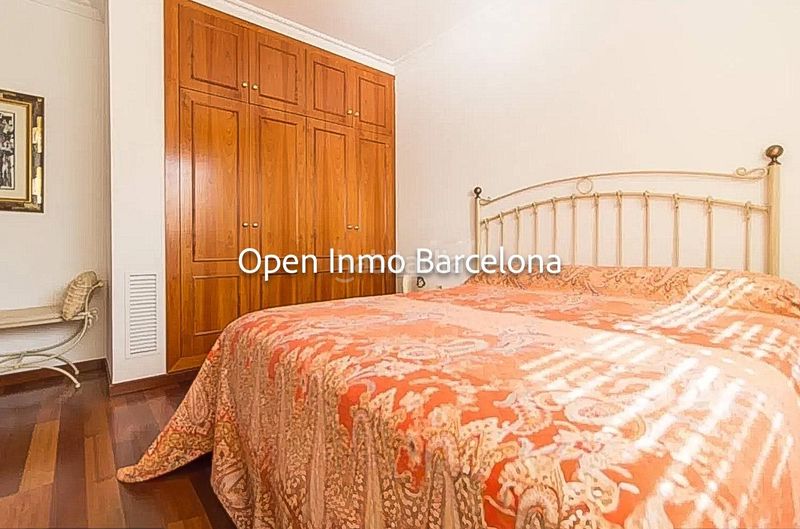 Foto 5c58c997-ffba-4be1-8103-13e0ed6210cb. Casa amb calefacció aparcament piscina a Lluminetes Castelldefels