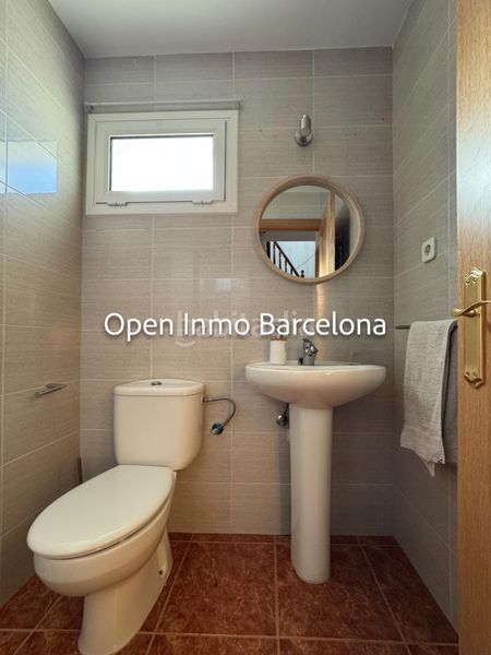 Foto 7ade9c5e-fdec-4fc6-8be1-4b0bc7095200. Casa amb aparcament a Centre Sant Pere de Ribes