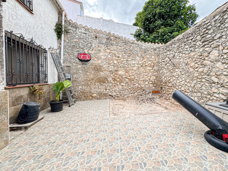 Foto 26b1d7ae-348f-42b0-bae9-a9d51f2c0034. Casa a pou 13 a Canyelles