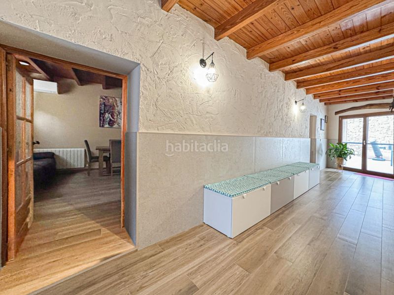 Foto 4b8f7fda-e8d7-4340-a7a0-c160879960c4. Casa a pou 13 a Canyelles