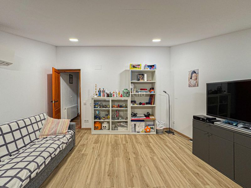 Foto 5a71f3cf-8a3b-4234-a59b-c7ff653b32ca. Casa a pou 13 a Canyelles