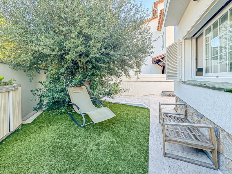 Foto ce9df894-a408-43ab-95a9-ca8677f87765. Casa amb calefacció aparcament piscina a Centre Sant Pere de Ribes