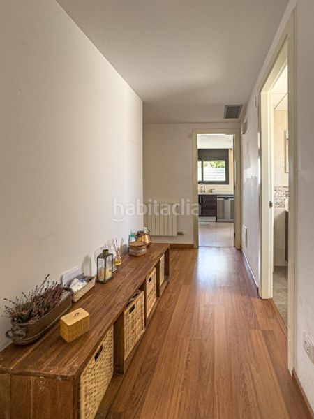 Foto b563b0a5-7794-44a4-9ff5-a7acf08c0195. Casa adossada amb calefacció aparcament a Centre Sant Pere de Ribes