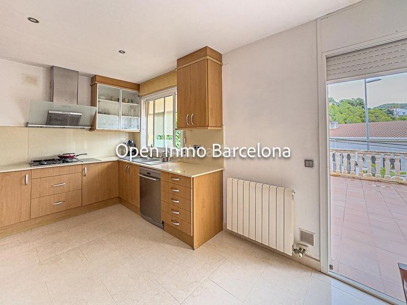 Foto 250350aa-eb02-443d-806a-b3dfa245701d. Casa amb calefacció aparcament a Levantina - Montgavina - Quintmar Sitges