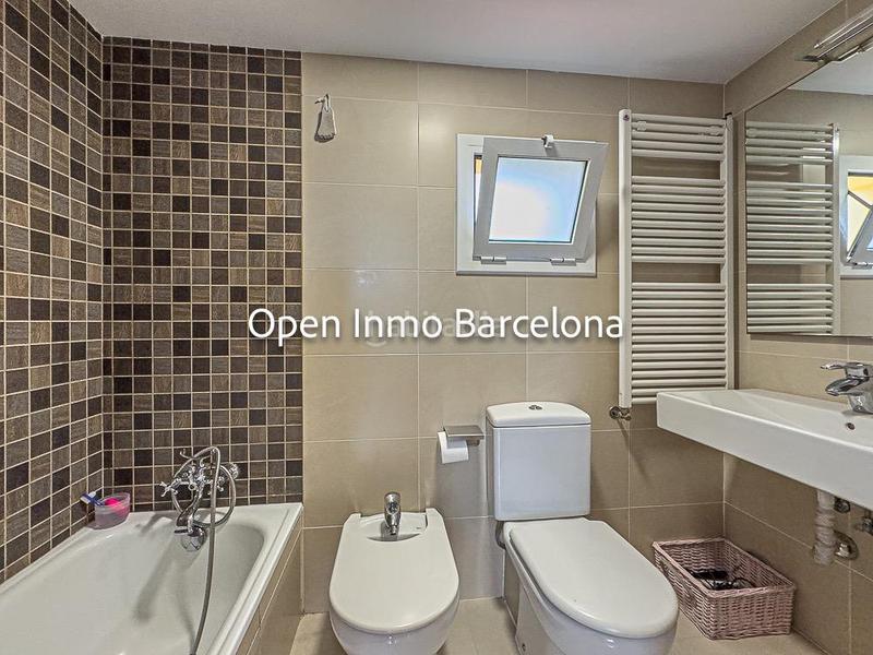 Foto 35eba073-7d63-4bfc-a708-7bc505333845. Casa  o chalet independiente en venta en levantinamontgavinaquintmar en Sitges