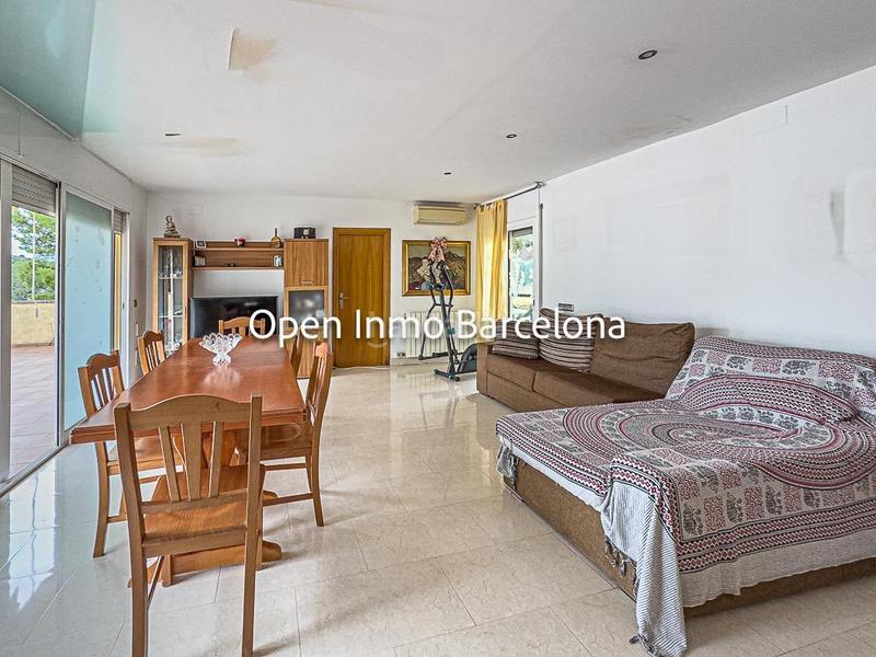 Foto 96bf2926-0e92-460e-8665-5a8e336b81d4. Casa  o chalet independiente en venta en levantinamontgavinaquintmar en Sitges