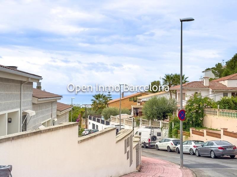 Foto a1ef02d6-a535-4769-9da0-d4745eb4ba8b. Casa  o chalet independiente en venta en levantinamontgavinaquintmar en Sitges
