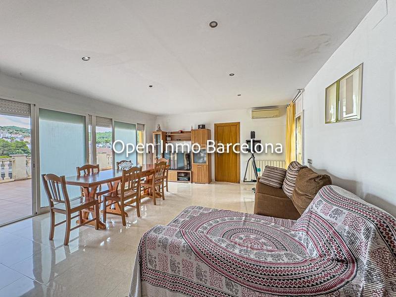 Foto fe8aae52-ffe2-429a-927a-7d7d2a70a20f. Casa  o chalet independiente en venta en levantinamontgavinaquintmar en Sitges