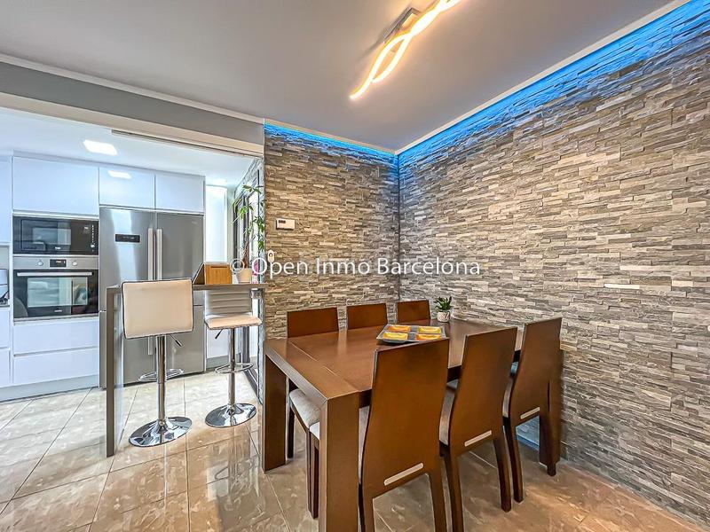 Foto 7bd12676-d1f0-4c69-9948-9b8df81e999e. Duplex con riscaldamento parcheggio piscina in prat de Cunit Cunit