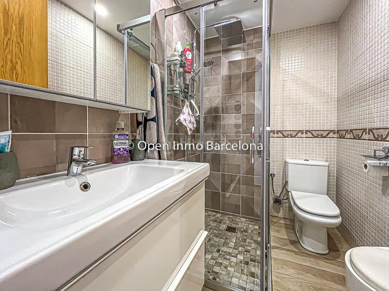Foto aecbefc0-28cf-4e42-9c28-93a68e28b067. Duplex con riscaldamento parcheggio piscina in prat de Cunit Cunit
