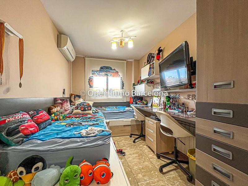 Foto c4af633c-5556-4047-860c-b01c5f7ac084. Duplex con riscaldamento parcheggio piscina in prat de Cunit Cunit