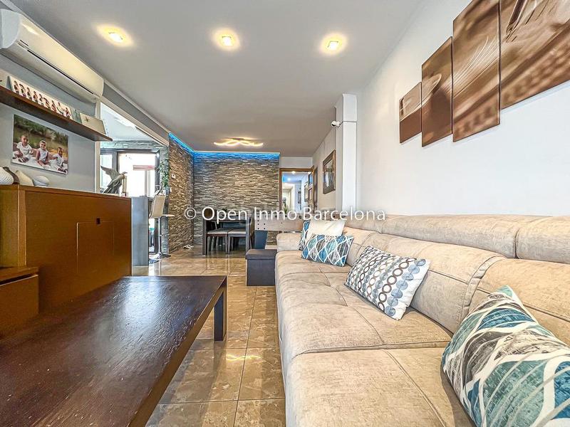 Foto c7b40288-812a-4264-8b4c-bf3fe65d2072. Duplex con riscaldamento parcheggio piscina in prat de Cunit Cunit