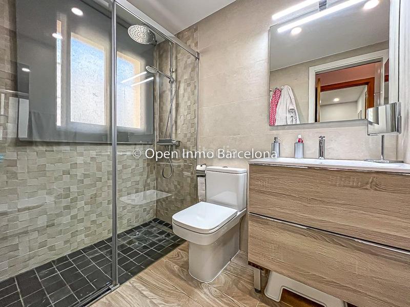 Foto e69395c6-fa7d-4e3b-8b63-e414a38ed987. Duplex con riscaldamento parcheggio piscina in prat de Cunit Cunit