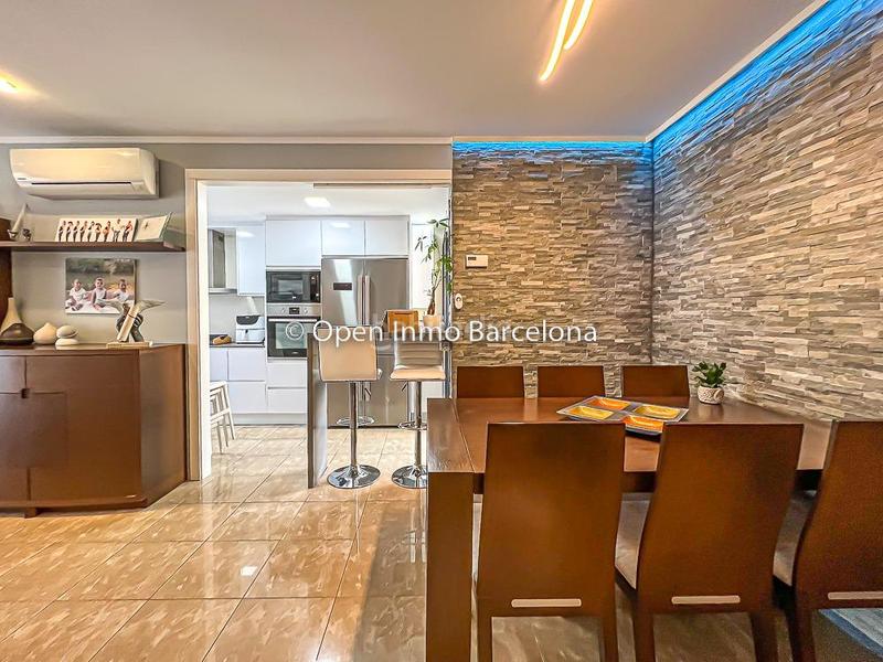 Foto ecd23d4e-b3ae-4a5a-89e0-6110be303e40. Duplex con riscaldamento parcheggio piscina in prat de Cunit Cunit