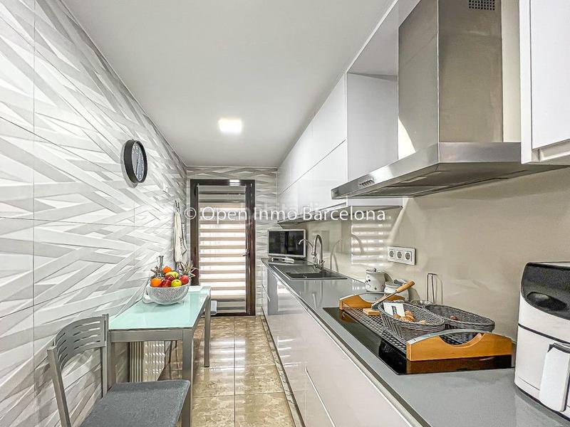 Foto f8901b9f-ee76-4503-9b86-61723d9662cd. Duplex con riscaldamento parcheggio piscina in prat de Cunit Cunit