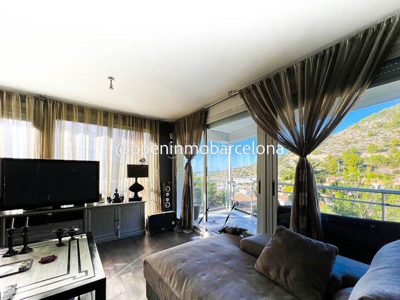 Foto 2fd43775-42b2-40ca-aa03-c5a2af7a09fa. Chalet precioso chalet con vistas despejadas en zona montgavina en Sitges