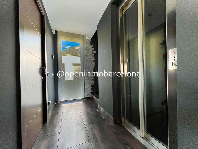 Foto 7feb0b2b-a4dc-4a6b-9508-71edd5541660. Chalet precioso chalet con vistas despejadas en zona montgavina en Sitges
